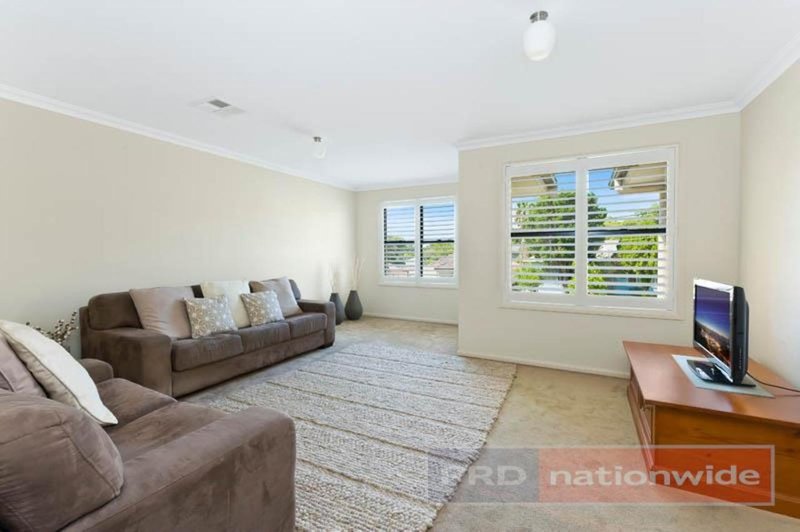 Photo - 10 Worsley Street, East Hills NSW 2213 - Image 7