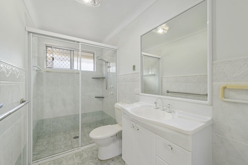 Photo - 10 Wyandra Crescent, Port Macquarie NSW 2444 - Image 7