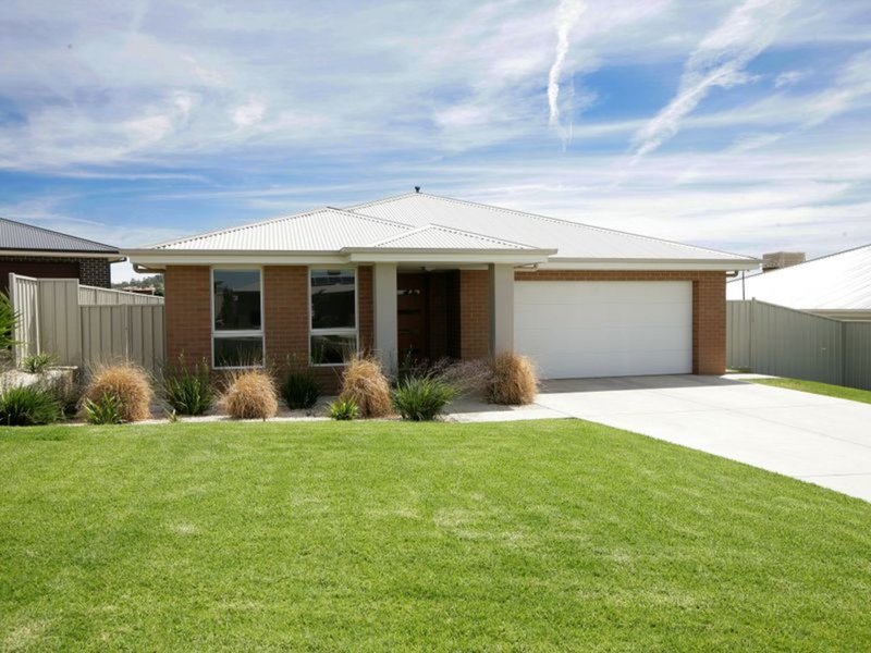 10 Yandee Place, Estella NSW 2650