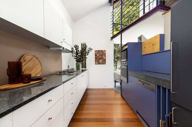 Photo - 10 Yenda Avenue, Queens Park NSW 2022 - Image 5