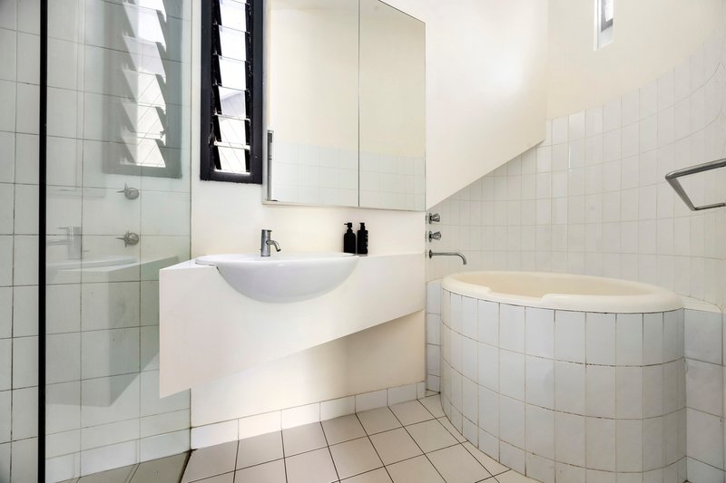 Photo - 10 Yenda Avenue, Queens Park NSW 2022 - Image 9