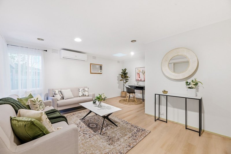 Photo - 10 Yennora Court, Keysborough VIC 3173 - Image 3