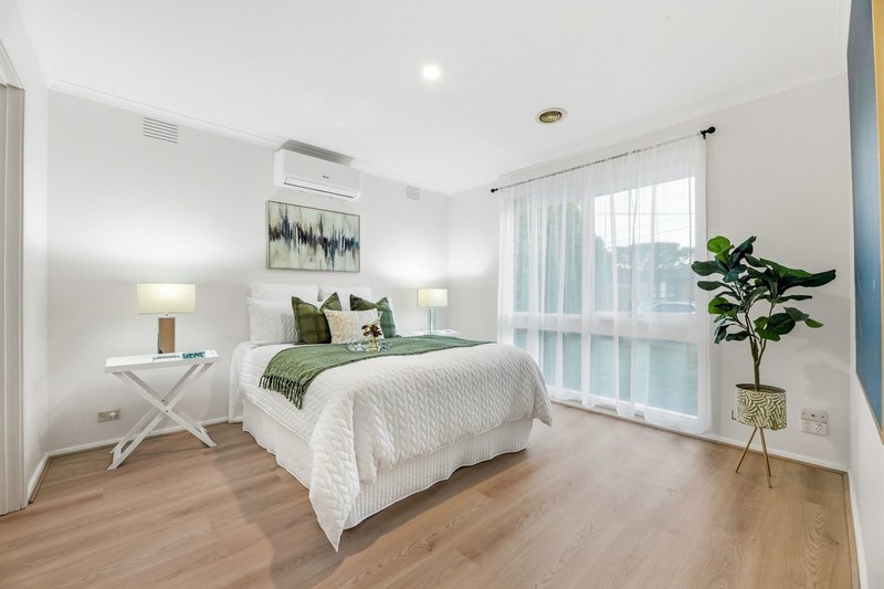 Photo - 10 Yennora Court, Keysborough VIC 3173 - Image 8