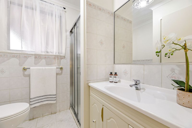 Photo - 10 Yennora Court, Keysborough VIC 3173 - Image 14