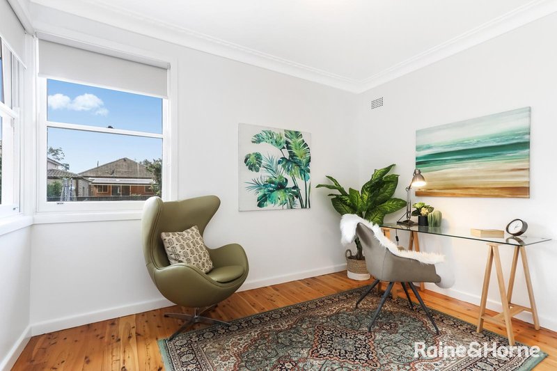 Photo - 10 York Street, Kingsgrove NSW 2208 - Image 6