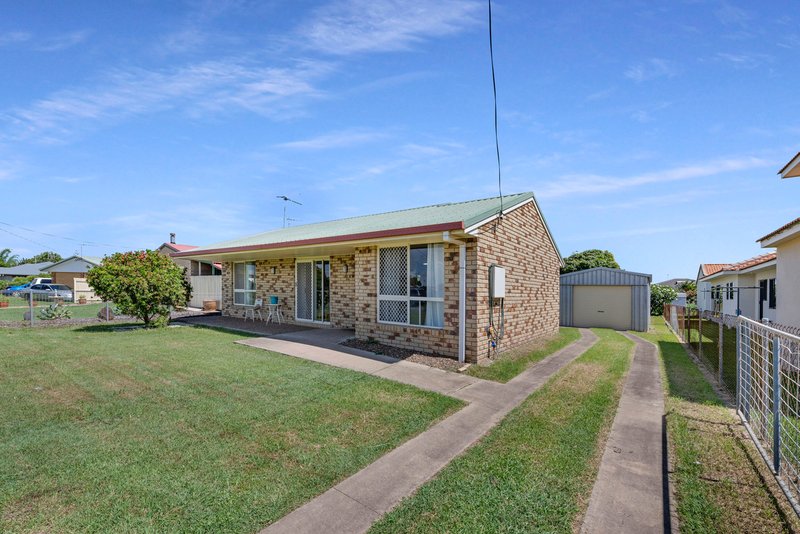 Photo - 10 Young Street, Burnett Heads QLD 4670 - Image 8