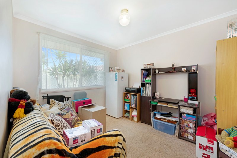 Photo - 10 Young Street, Burnett Heads QLD 4670 - Image 14