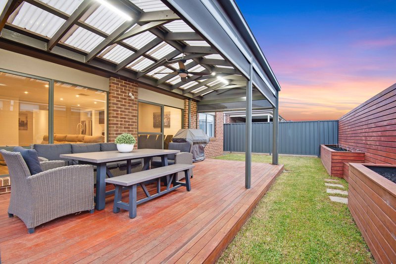 Photo - 10 Zambezi Street, Tarneit VIC 3029 - Image 11