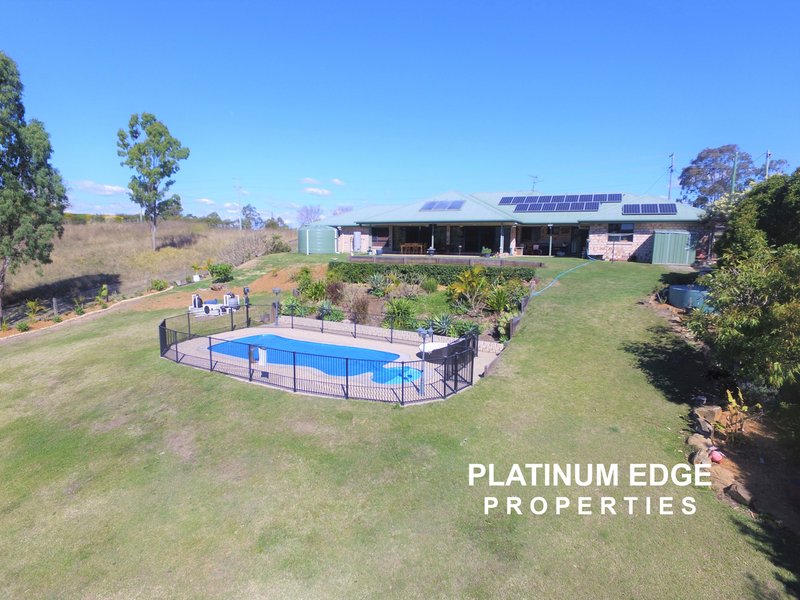 Photo - 100-102 Scarvell Pl , Kooralbyn QLD 4285 - Image 2