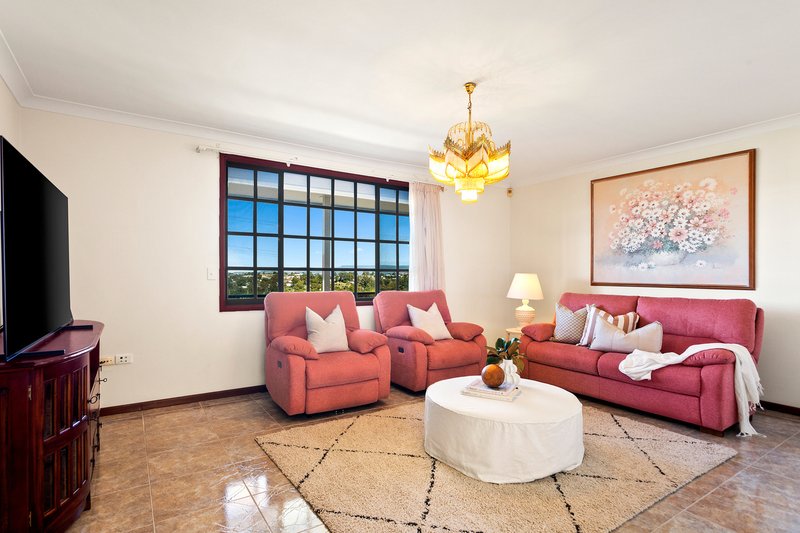 Photo - 100 Blackman Parade, Unanderra NSW 2526 - Image 4