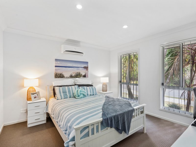 Photo - 100 Brookvale Drive, Victoria Point QLD 4165 - Image 10