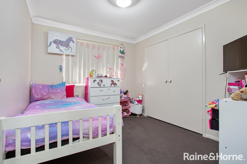 Photo - 100 Denton Park Drive, Rutherford NSW 2320 - Image 7