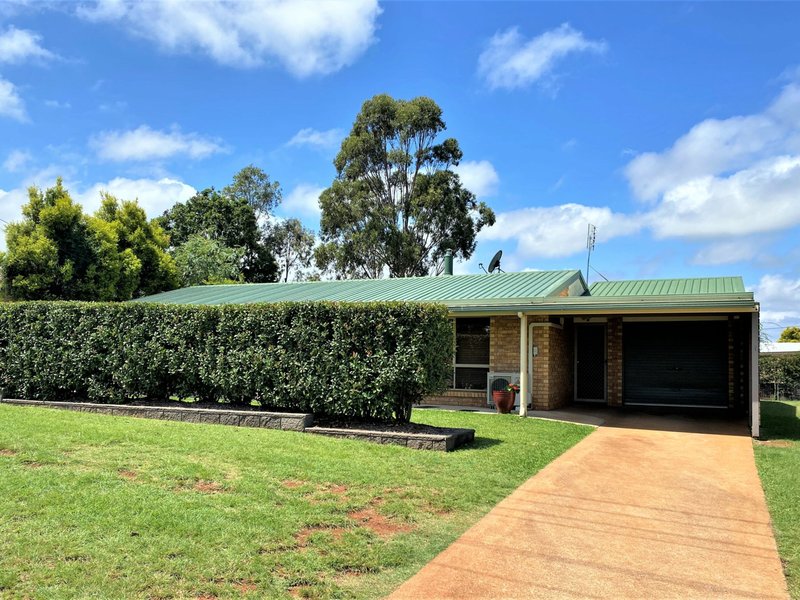 Photo - 100 Doonkuna Street, Kingaroy QLD 4610 - Image 15