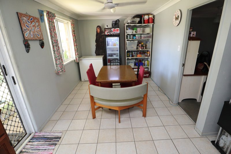 Photo - 100 Drayton Street, Laidley QLD 4341 - Image 2