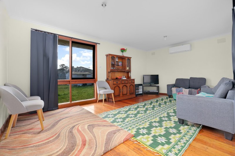 Photo - 100 Duncans Road, Werribee VIC 3030 - Image 3