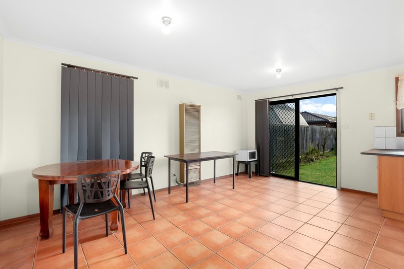 Photo - 100 Duncans Road, Werribee VIC 3030 - Image 7