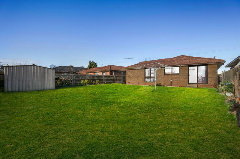 Photo - 100 Duncans Road, Werribee VIC 3030 - Image 12