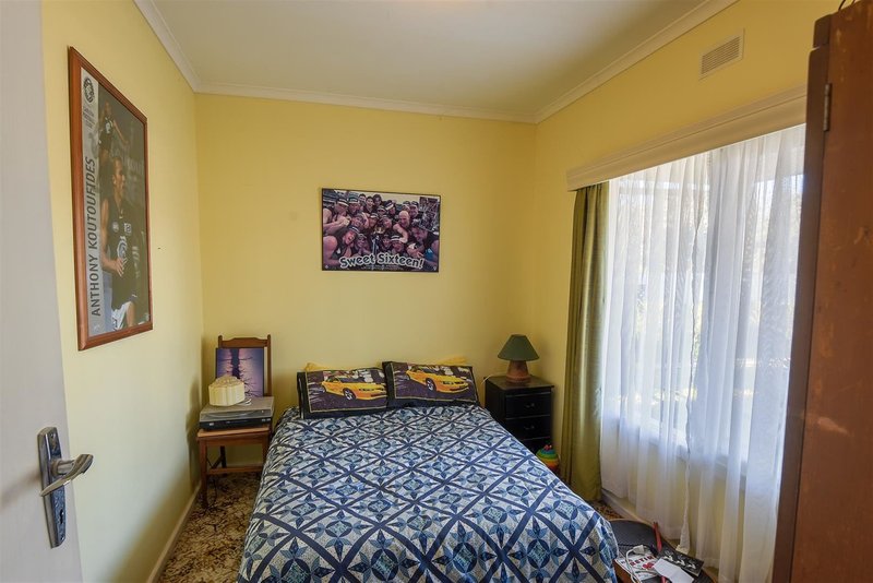 Photo - 100 Elizabeth Street, Edenhope VIC 3318 - Image 7