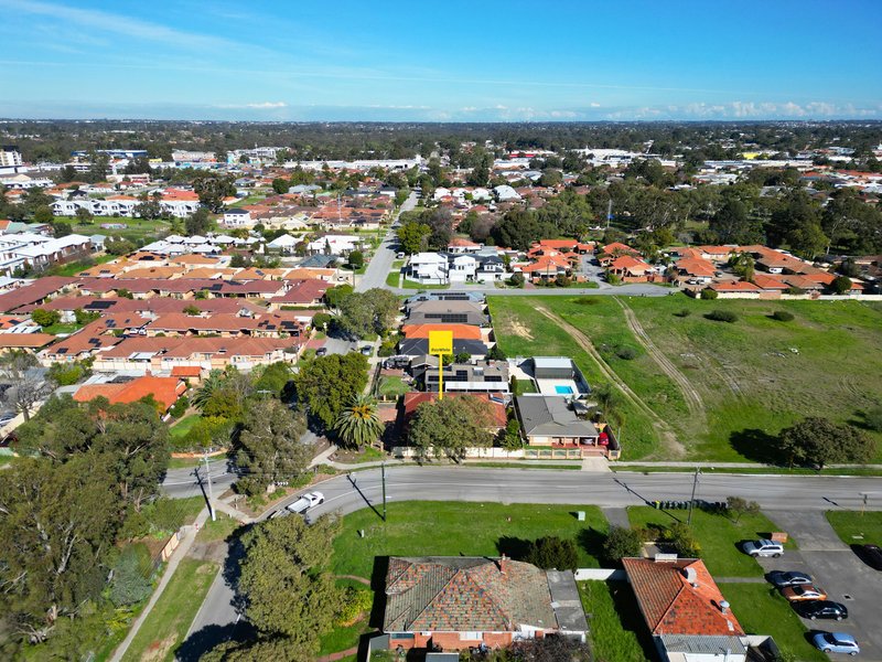 Photo - 100 George Way, Cannington WA 6107 - Image 5