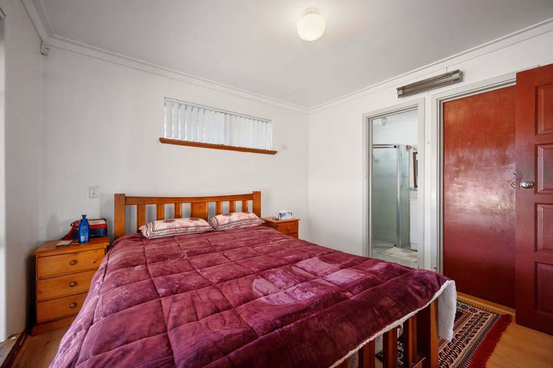 Photo - 100 George Way, Cannington WA 6107 - Image 9