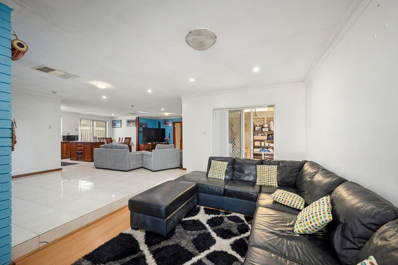 Photo - 100 George Way, Cannington WA 6107 - Image 12