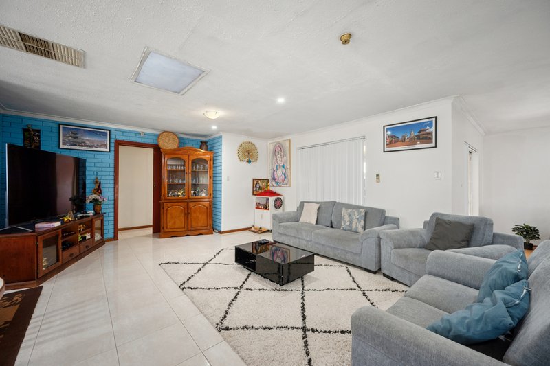 Photo - 100 George Way, Cannington WA 6107 - Image 15