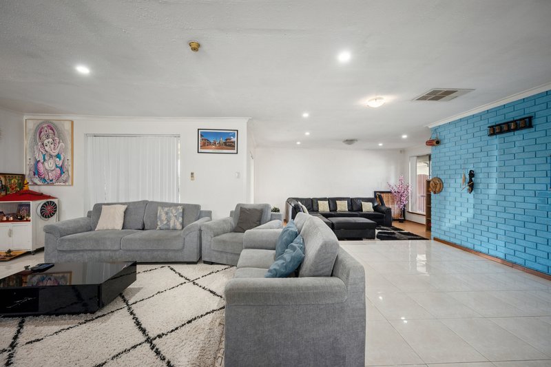 Photo - 100 George Way, Cannington WA 6107 - Image 16
