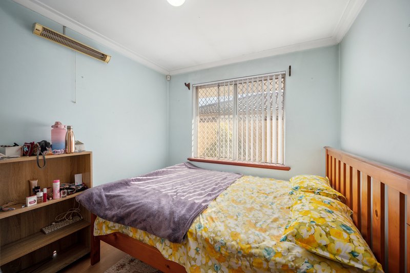 Photo - 100 George Way, Cannington WA 6107 - Image 26