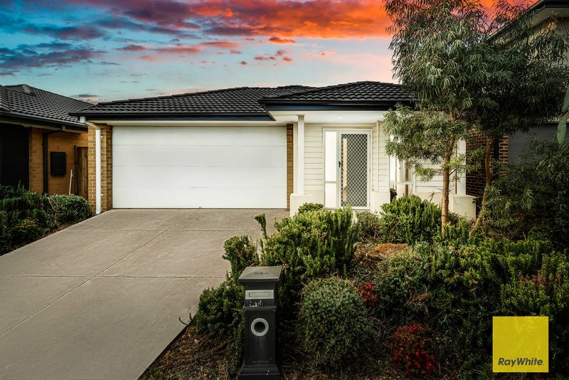 100 Grassbird Drive, Point Cook VIC 3030