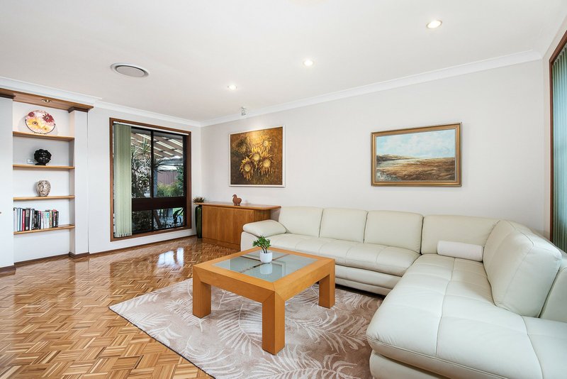 Photo - 100 Greenbank Drive, Werrington Downs NSW 2747 - Image 4