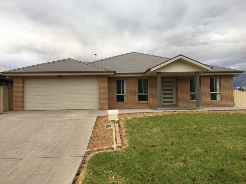 100 Hillam Drive, Griffith NSW 2680