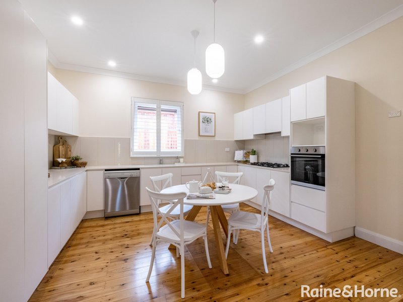 Photo - 100 Hope Street, Bathurst NSW 2795 - Image 2