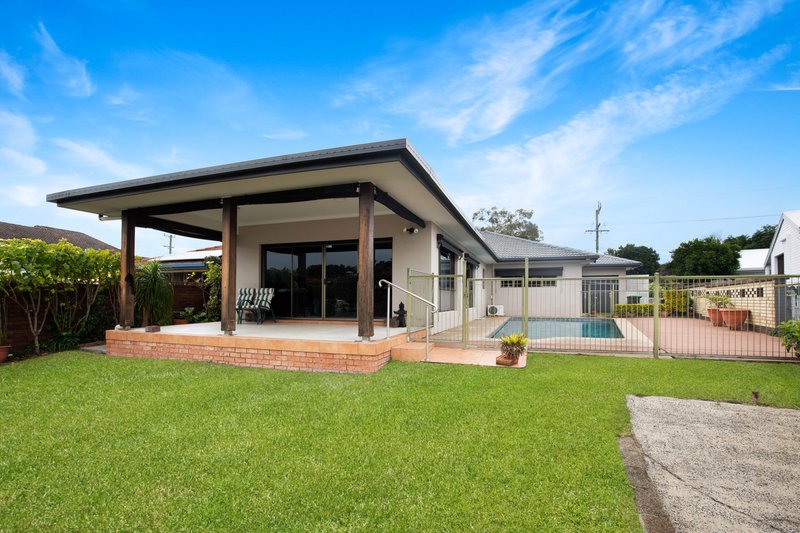 Photo - 100 Jacaranda Avenue, Tweed Heads West NSW 2485 - Image 2