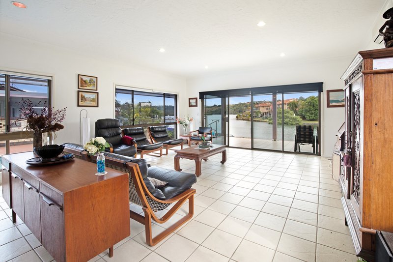 Photo - 100 Jacaranda Avenue, Tweed Heads West NSW 2485 - Image 4