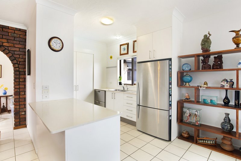 Photo - 100 Jacaranda Avenue, Tweed Heads West NSW 2485 - Image 6