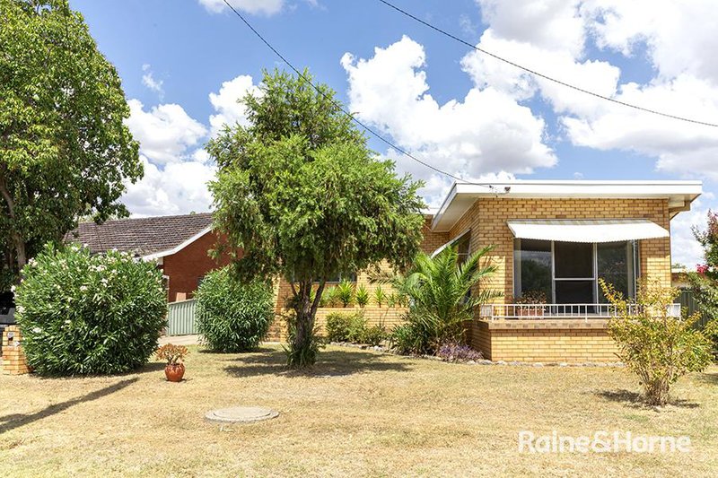 Photo - 100 Kent Street, Tamworth NSW 2340 - Image 2