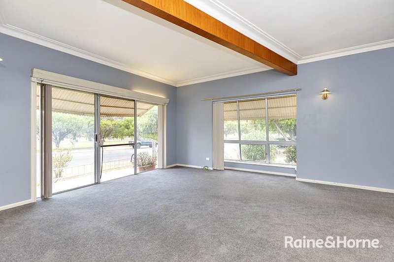 Photo - 100 Kent Street, Tamworth NSW 2340 - Image 7