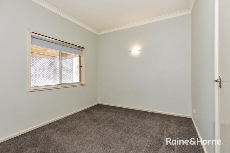 Photo - 100 Kent Street, Tamworth NSW 2340 - Image 11