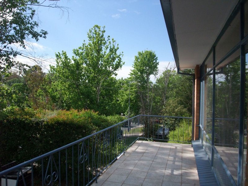 Photo - 100 Kitchener Street, Garran ACT 2605 - Image 7