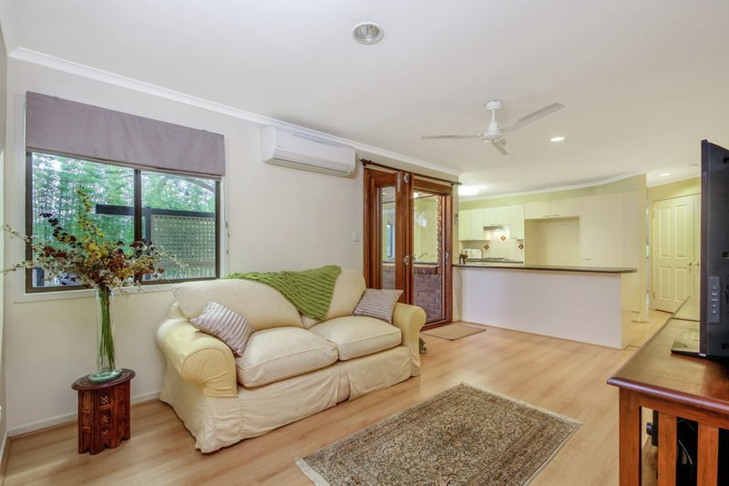 Photo - 100 Kylie Avenue, Ferny Hills QLD 4055 - Image 5