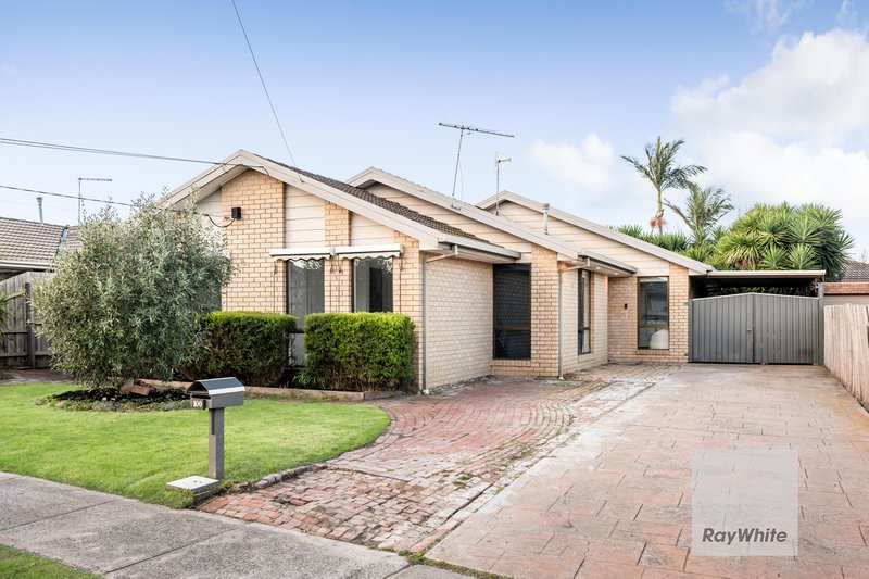 100 Lenoak Street, Gladstone Park VIC 3043