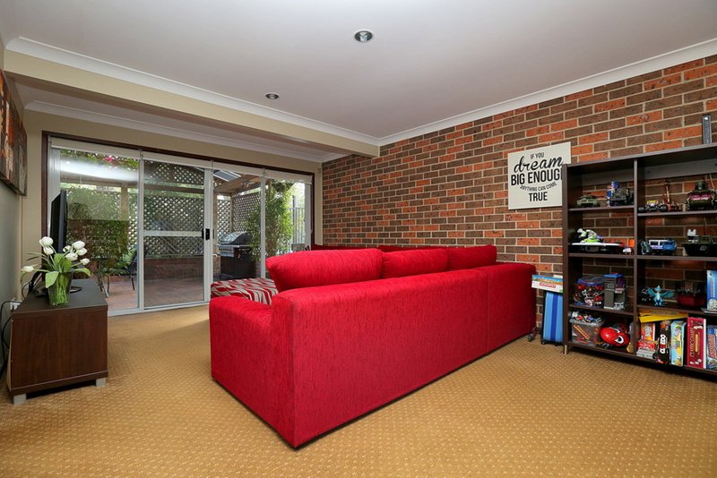 Photo - 100 Lucinda Avenue, Bass Hill NSW 2197 - Image 5