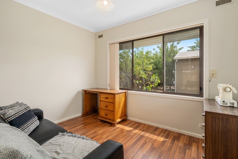 Photo - 100 Messmate Street, Lalor VIC 3075 - Image 10