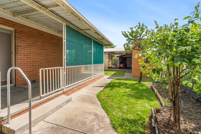 Photo - 100 Messmate Street, Lalor VIC 3075 - Image 14