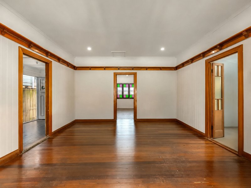 Photo - 100 Nudgee Road, Hamilton QLD 4007 - Image 2