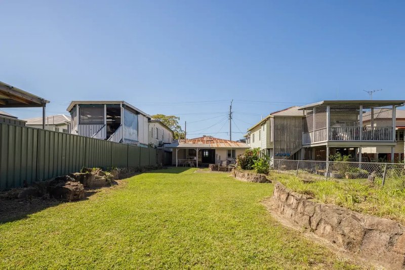 Photo - 100 Nudgee Road, Hamilton QLD 4007 - Image 8