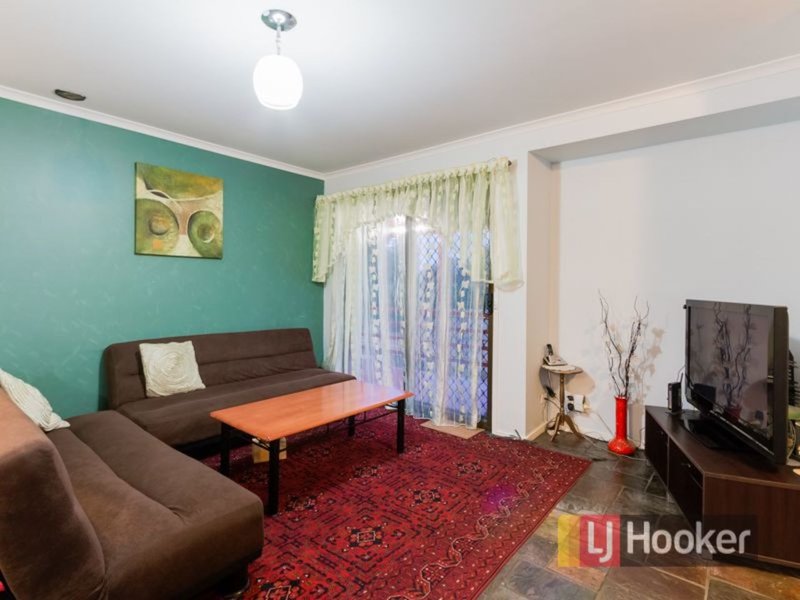 Photo - 100 Rebecca Street, Doveton VIC 3177 - Image 5