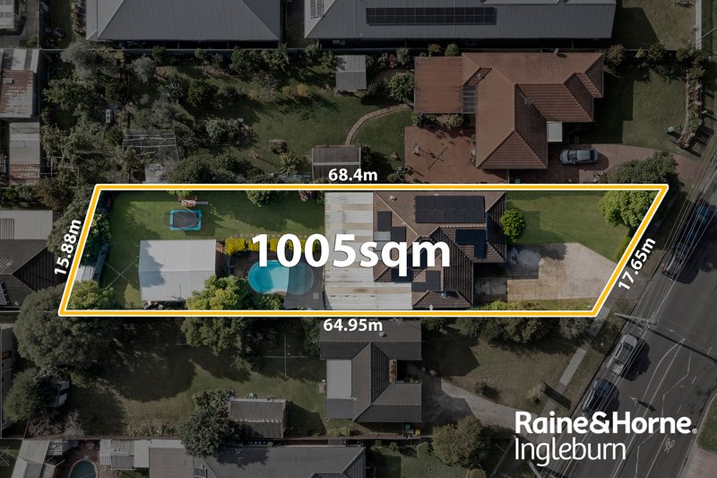 Photo - 100 Saywell Road, Macquarie Fields NSW 2564 - Image 1
