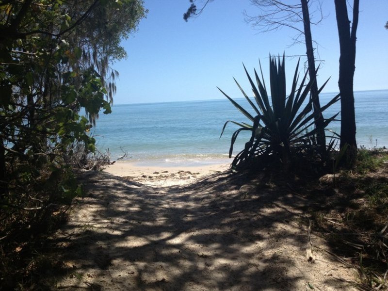 Photo - 100 Shellcot Street, Toogoom QLD 4655 - Image 1