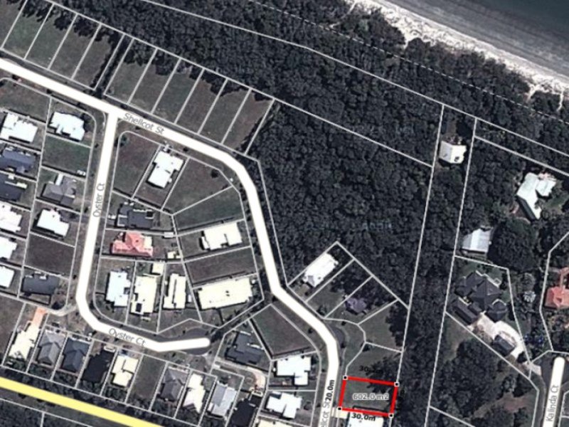 Photo - 100 Shellcot Street, Toogoom QLD 4655 - Image 2